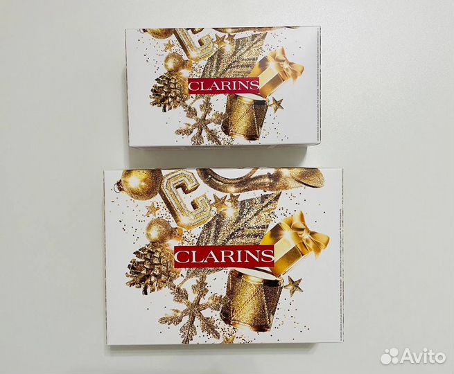 Clarins подарочный набор с косметичкой