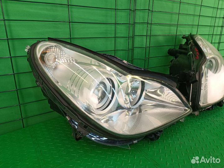 Фара левая+фара правая Mercedes-Benz Cls W219