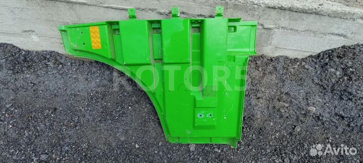 Накладка двери левой DAF XF 105 2007 1295619