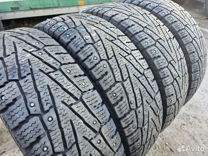 Roadstone Winguard WinSpike SUV 225/75 R16 115Q