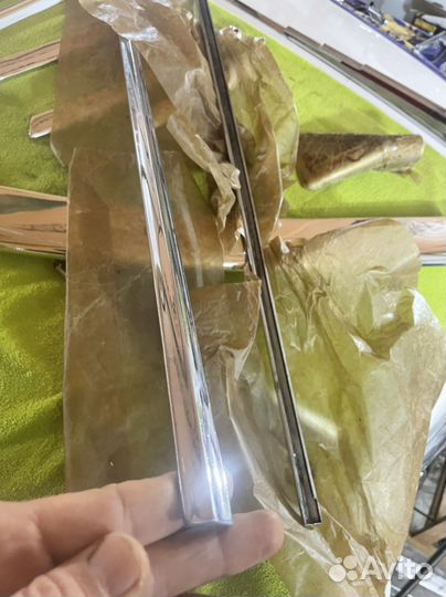 Газ 21 новый молдинг капота СССР