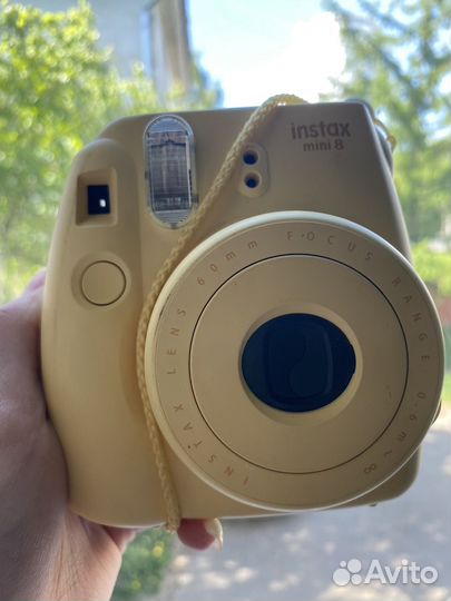 Фотоаппарат с моментальной печатью instax mini 8
