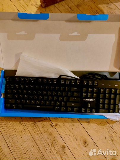 Игровая механическая клавиатура