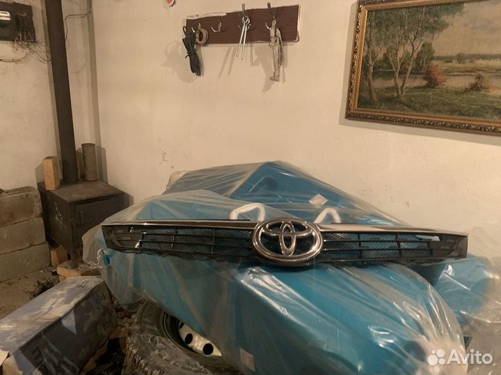 Передняя решётка toyota camry 55