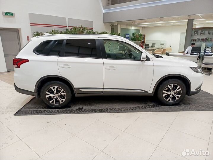 Mitsubishi Outlander 2.4 CVT, 2018, 73 135 км