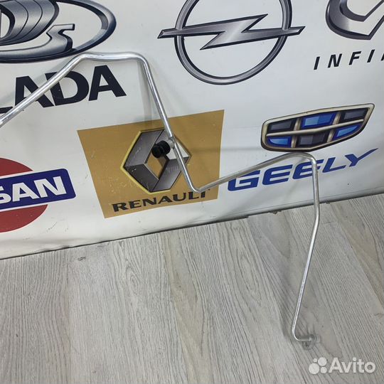 Трубка Шланг кондиционера Renault sandero