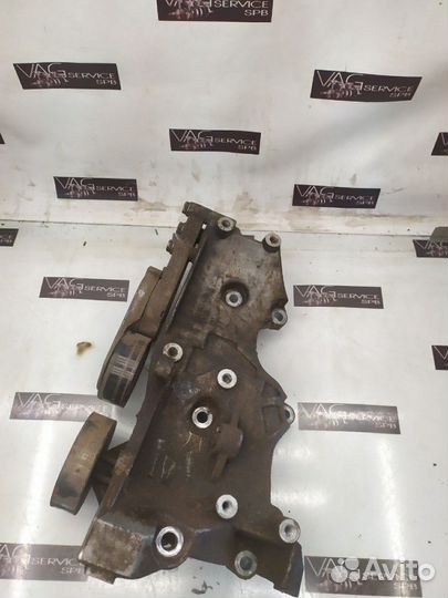 Кронштейн генератора VW VAG 2.0 ALT