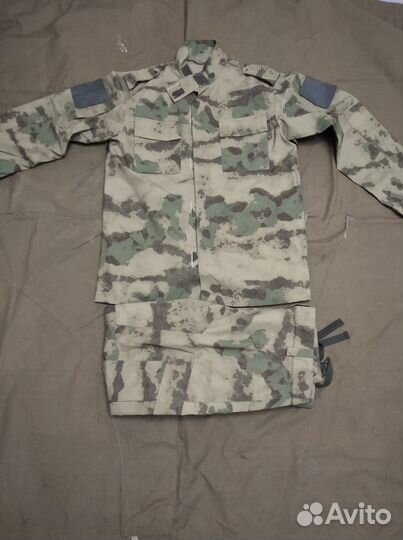 Летняя форма зеленый мох