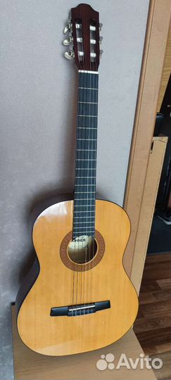 Акустическая гитара
