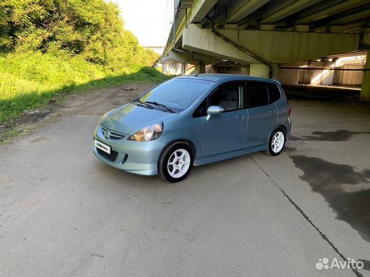Honda Jazz 1.3 CVT, 2005, 235 000 км