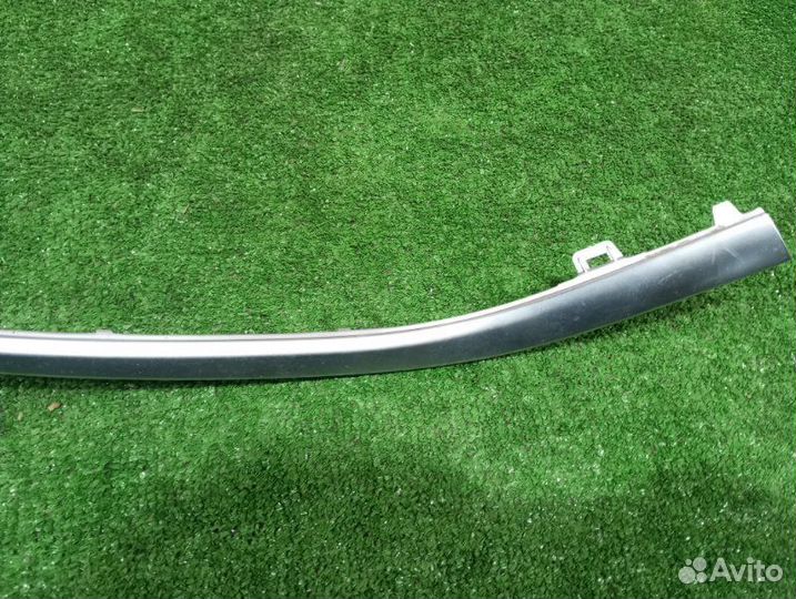 Молдинг бампера передний правый Bmw 7 G11 2019