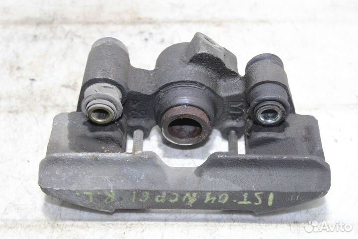 Суппорт toyota IST 04* NCP61 RR/LH