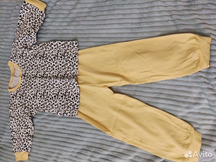 Пижамы и пакет вещей 98