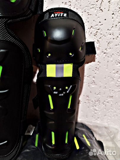 Мото наколенники для защиты кросс эндуро