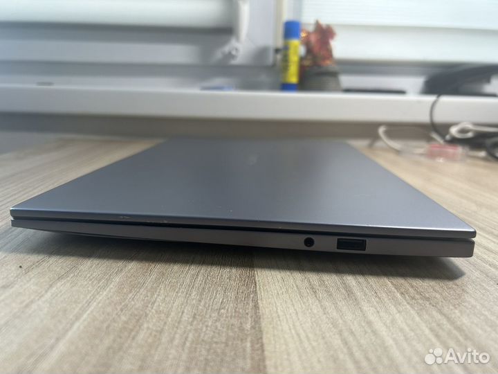 Huawei MateBook D14 i5-10210U / ssd 512 / mx250