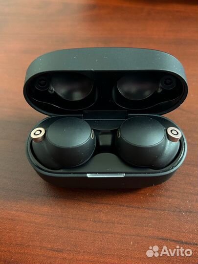 Беспроводные наушники Sony WF-1000XM4, черные