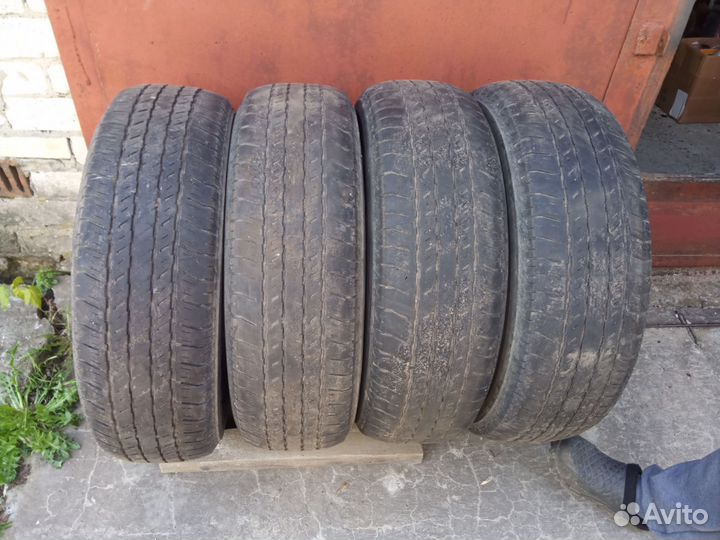 Bridgestone Dueler H/T 245/70 R17