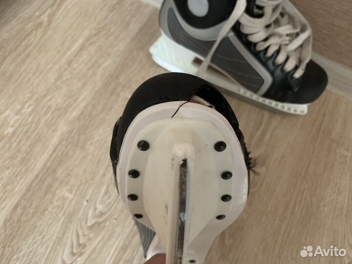 Хоккейные коньки profy 7000