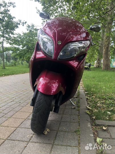 Макси-скутер Suzuki Skywave 250 SS 2009 г