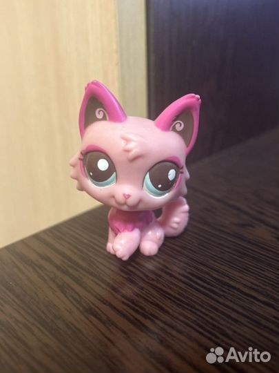 Littlest Pet Shop кошечка/стоячка