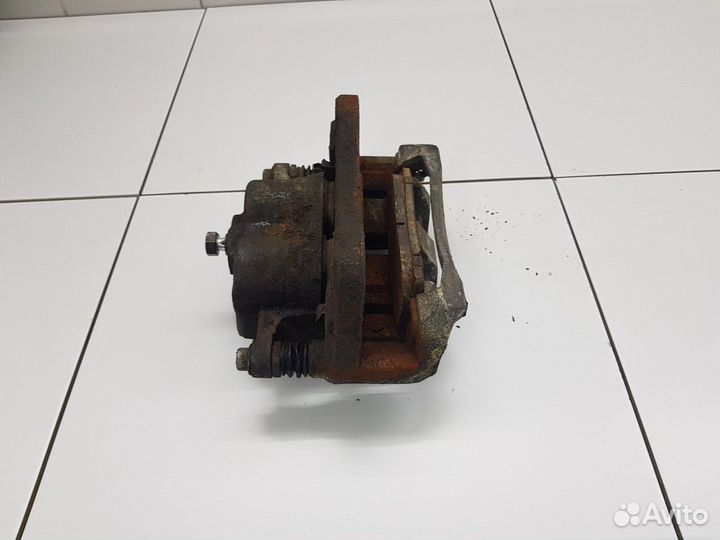 Суппорт передний правый (Haval F7)