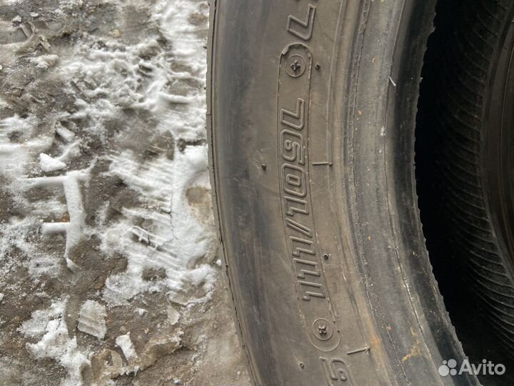 Yokohama 104ZR 205/70 R16C 111Q