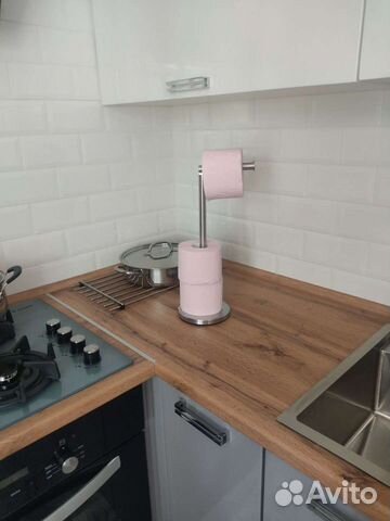 Напольный держатель туалетной бумаги