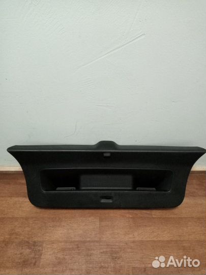 Обшивка крышки багажника Volkswagen Polo хетчбек