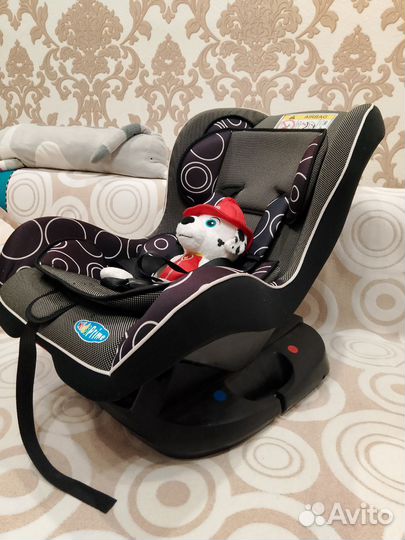 Автомобильное кресло