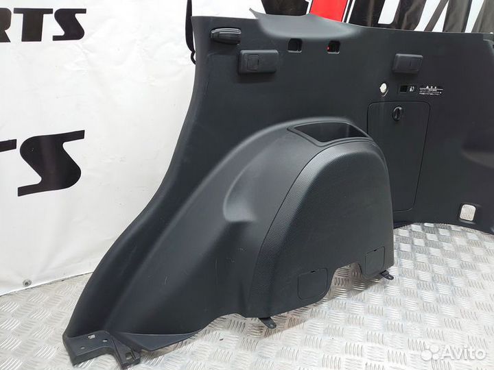 Обшивка багажника Mitsubishi Outlander II (2005—20