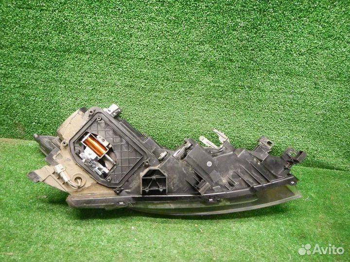 Фара левая Mazda Mazda6