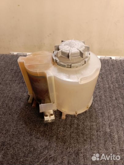 Солевой бачок для посудомойки Whirlpool