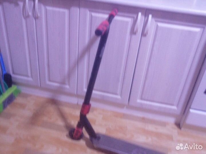 Трюковой самокат