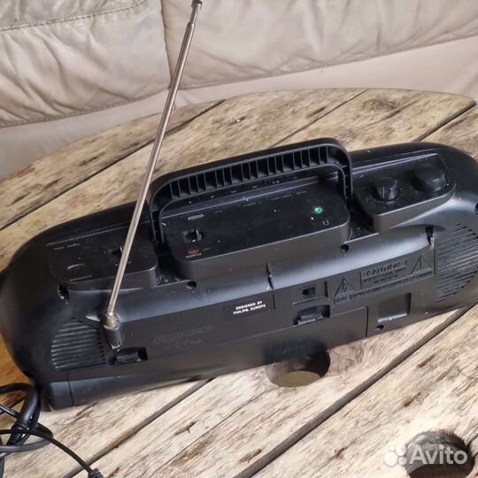 Кассетная магнитола Philips