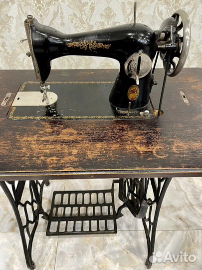 Швейная машина Подольск