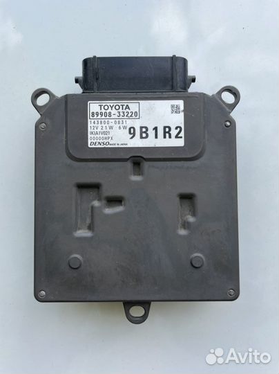 Блок розжига правой фары Toyota Camry V70