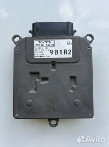 Блок розжига правой фары Toyota Camry V70