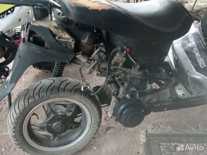 Скутер stels vortex 50