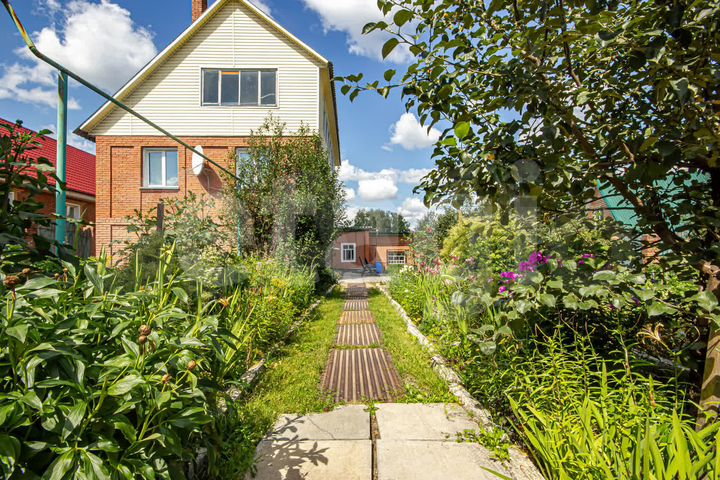 Дом 153,6 м² на участке 13,5 сот.