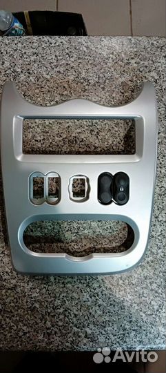 Рамки для штатной автомагнитолы