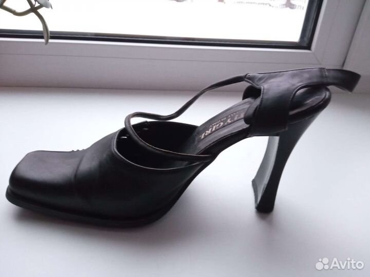 Туфли летние бренд V city girl Италия 36 размер