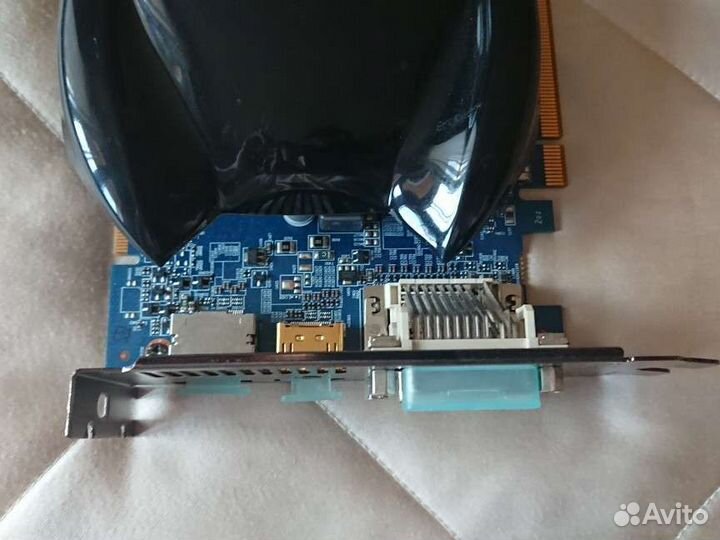 Видеокарта gigabyte AND Redeon HD 6770