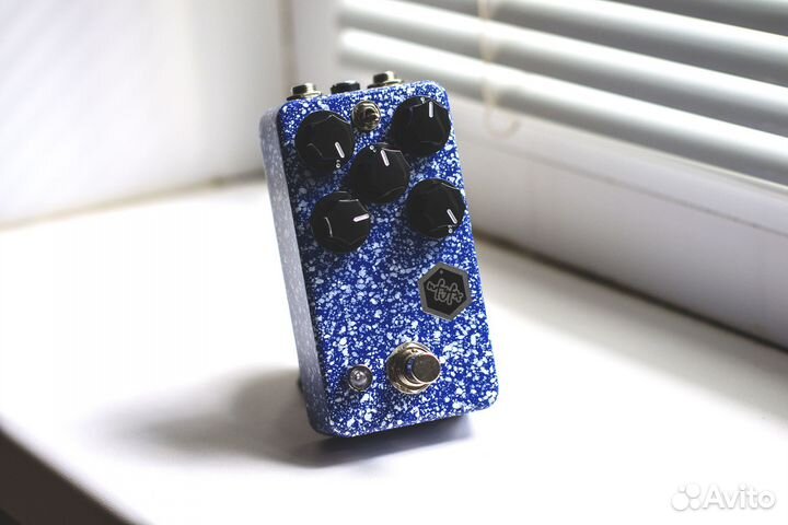Nfyfx - Pluto Fuzz, Mastotron, Fuzz WAR