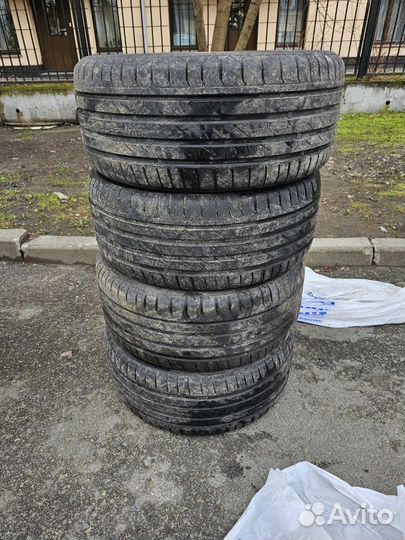 Nokian Tyres Hakka Black 245/40 R18 97Y