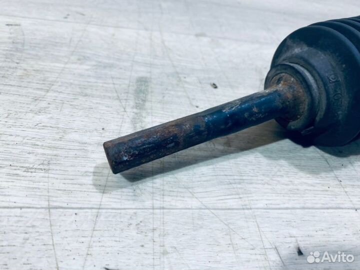 Кардан рулевой Nissan Armada SUV VK56DE 2004