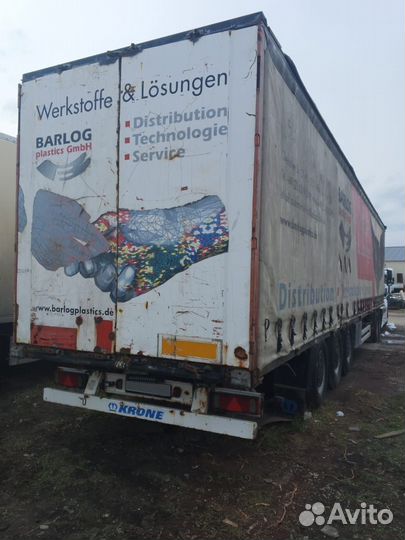 Volvo VNL 670 с полуприцепом, 2003