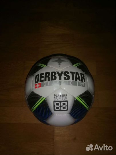 Мяч футбольный Derbystar Light Classic