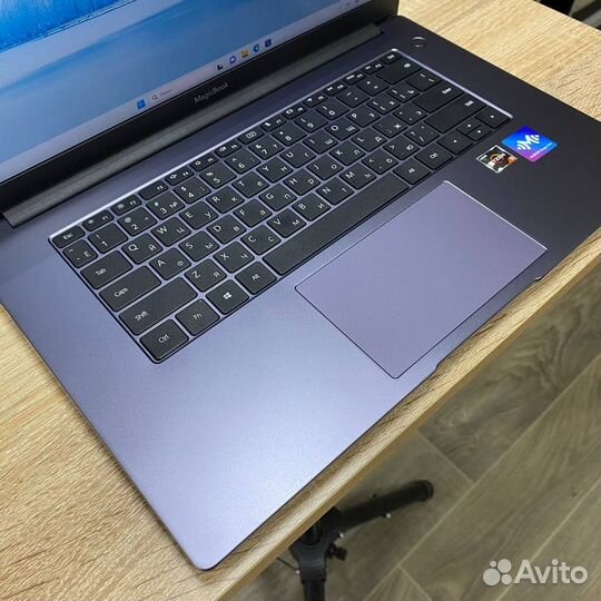 Ноутбук Honor Ryzen 5, 8Gb, SSD - рассрочка