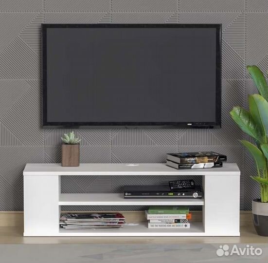 Тумба под телевизор, много цветов