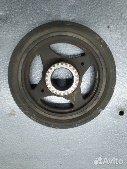 Шкив коленвала Nissan MR20DE б/у